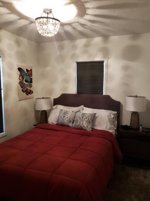Cute Cottage-2 Min From Downtown 링컨 외부 사진