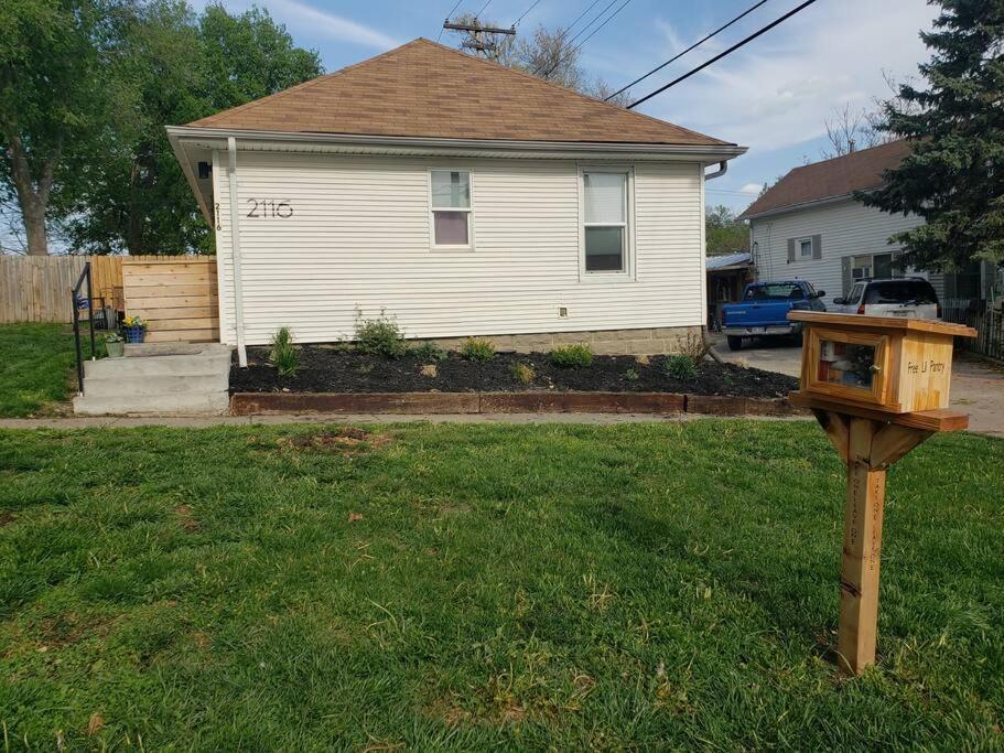 Cute Cottage-2 Min From Downtown 링컨 외부 사진