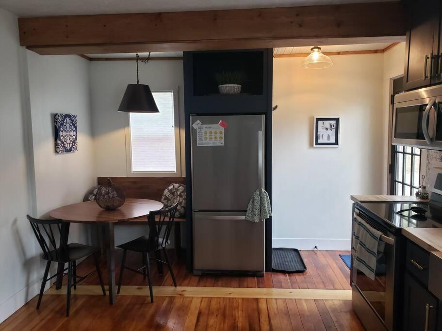 Cute Cottage-2 Min From Downtown 링컨 외부 사진