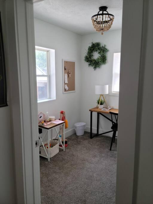 Cute Cottage-2 Min From Downtown 링컨 외부 사진